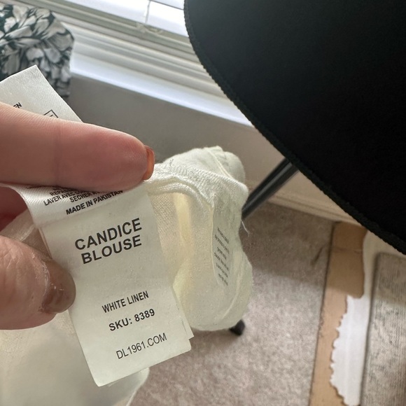 DL1961 Candace Puffed Sleeve Button Up Linen Shirt, white/cream, size large - Picture 9 of 10